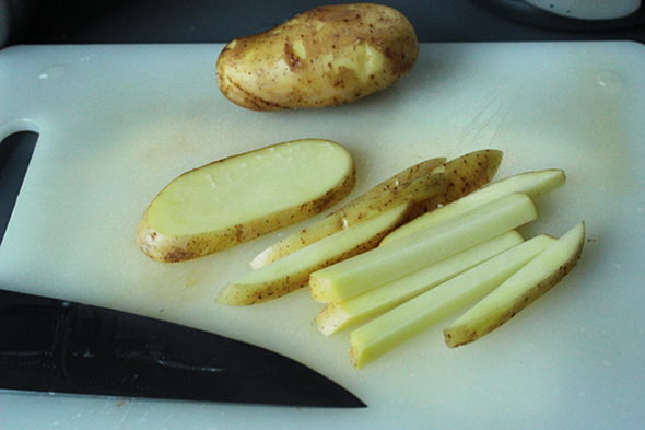 Potato sticks fries_IMG_3439-foodforfeude